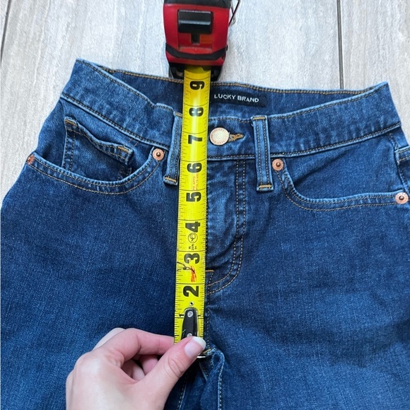 Lucky Brand Dark Wash Mid Rise Ava Skinny Jeans Size 00/24 - Picture 6 of 9